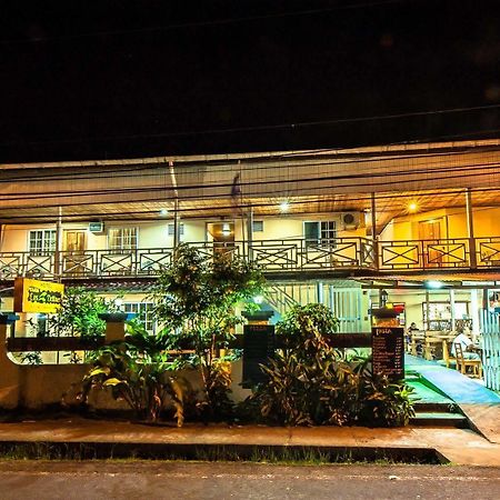 Hotel Posada Los Delfines Bocas del Toro Extérieur photo