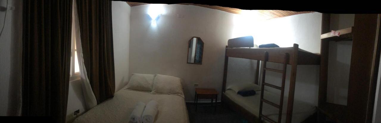 Hotel Posada Los Delfines Bocas del Toro Extérieur photo