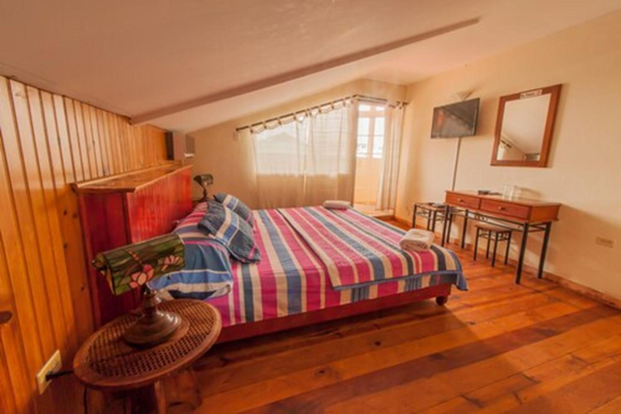 Hotel Posada Los Delfines Bocas del Toro Extérieur photo